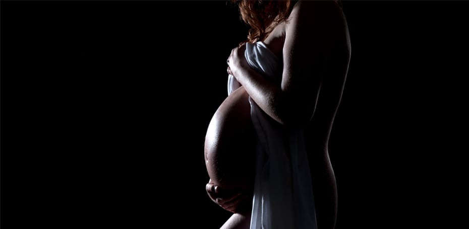 pregnancy-photography-04-twofrontteeth