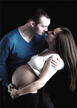 pregnancy-photography-06-twofrontteeth