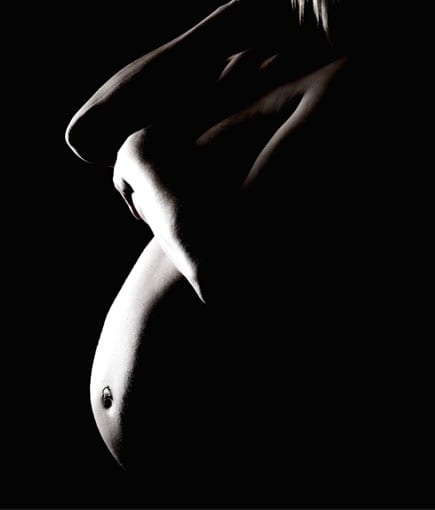 pregnancy-photography-14-twofrontteeth