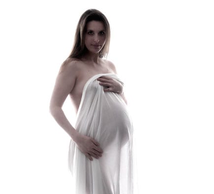 pregnancy-photography-33-twofrontteeth